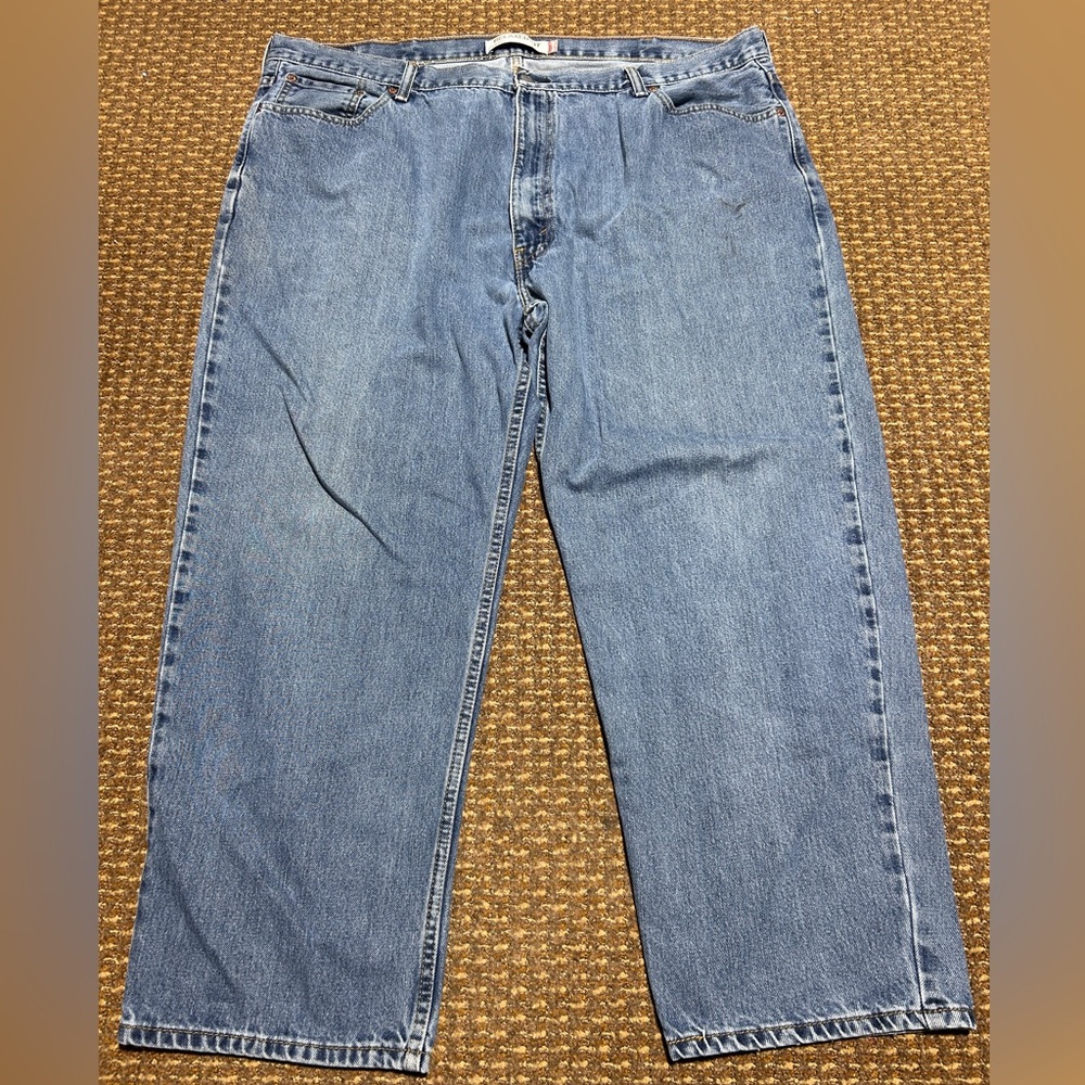Levi's 550 Relaxed Fit Blue Jeans 46x29